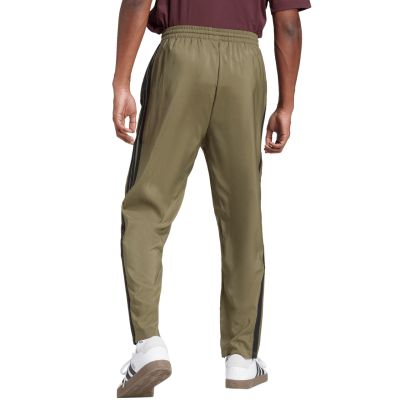 3. adidas Essentials 3-Streifen Stanford Herrenhose mit offenem Saum, Olivgrün, JE6401