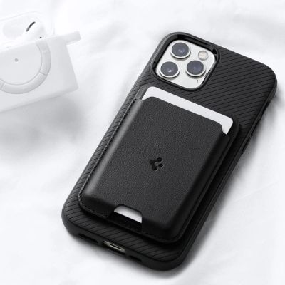 17. Spigen Valentinus magnetische Geldbörse mit MagSafe – schwarz
