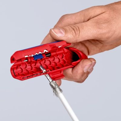 6. Knipex ErgoStrip Universal-Abisolierzange (16 95 02 SB)