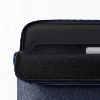 7. Tech-Protect Fleece-Laptoptasche 13-14" - Blau