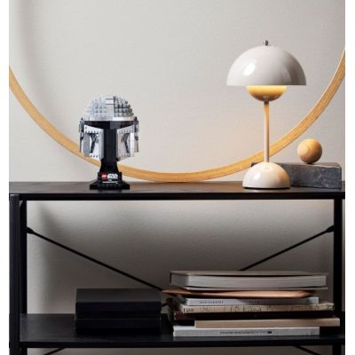 12. LEGO Star Wars™ 75328 Der Helm des Mandalorianers