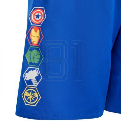 3. adidas x Marvel's Avengers Jr Badeshorts IT8616