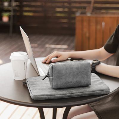 5. Ugreen Case Pouch Multifunktionaler Organizer für Zubehör grau (LP285)