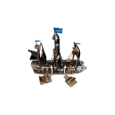 6. LEGO One Piece 75646 – Garps Schiff