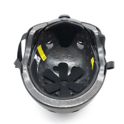 6. Motus Silver Fahrradhelm Größe S, schwarz (MOTHAM8SBA)