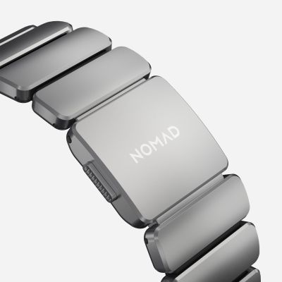 9. Nomad Stratos Armband aus natürlichem Titan