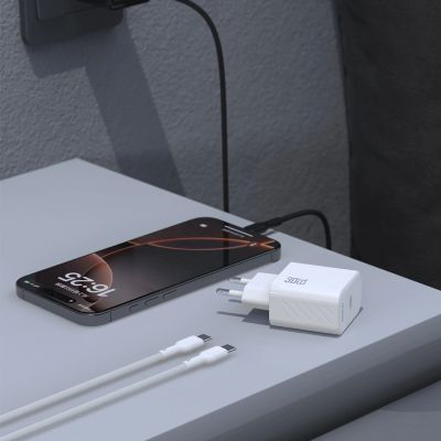 4. Dudao A27PCEU PD 30W GaN USB-C Wandladegerät mit USB-C-Kabel – Schwarz
