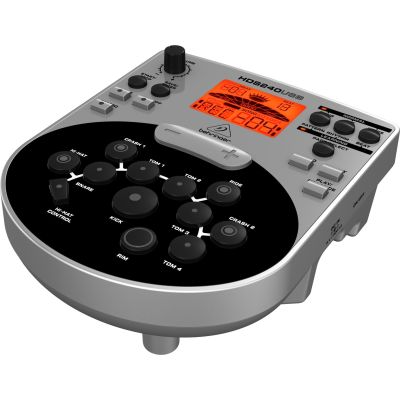 6. Behringer XD80USB Schwarz