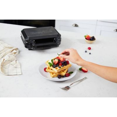 10. Breville 3-in-1 Toaster VST098X