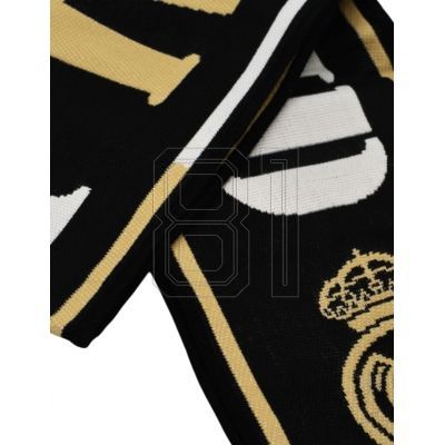 3. Real Madrid Fan-Strickschal 26. RM4BUF26