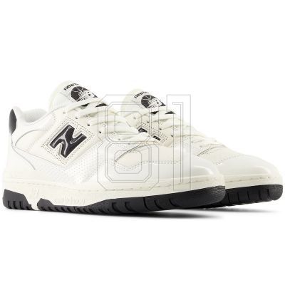 4. New Balance BB550YKF Sportschuhe