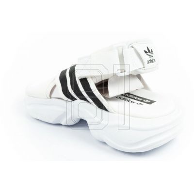 6. Adidas Magmur Sandal W EF5848 Sandalen