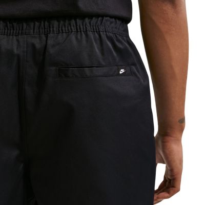 4. Nike Club Herrenhose Schwarz HJ1997 011