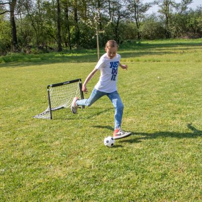 4. VIRTUFIT KINDER-FUSSBALLTOR-SET MIT 2 BÄLLEN UND PUMPE - FUSSBALLTORE - 92