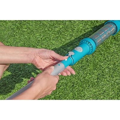 34. Bestway 58831 Poolreinigungsset