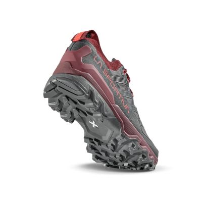 7. La Sportiva Ultra Raptor 3 GTX Wanderschuhe - Carbon/Redwood Größe: 43