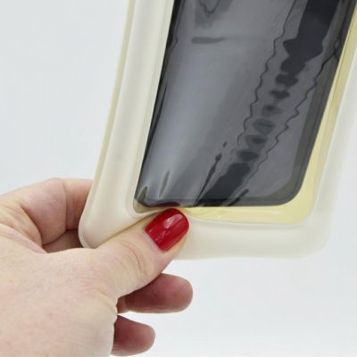 13. WASSERDICHTE HANDYHÜLLE 12X12CM TPU ENERO CAMP