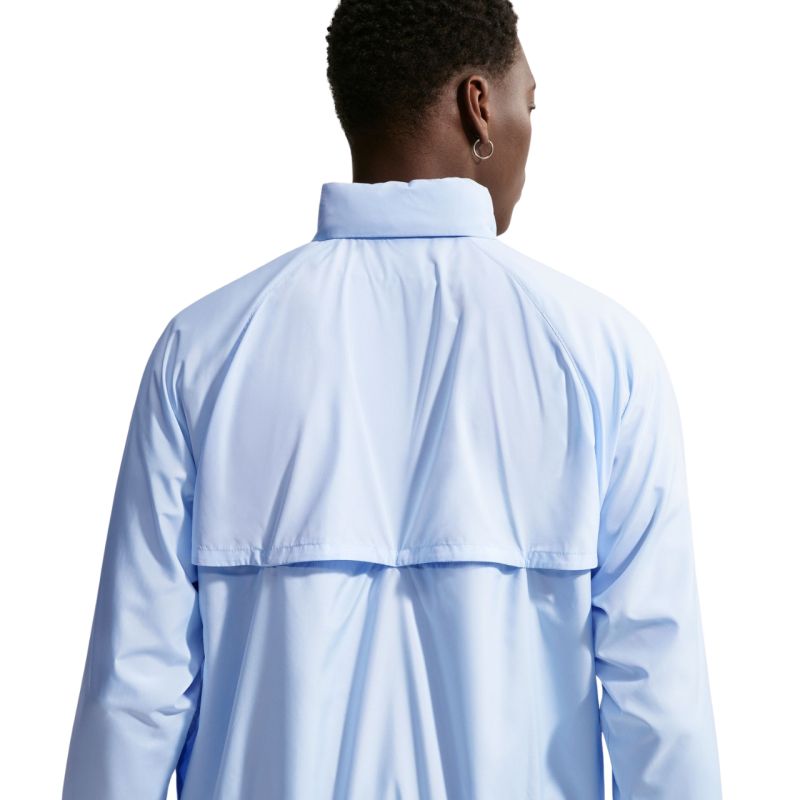 4. Herrenjacke Nike Windrunner hellblau IF3390 407
