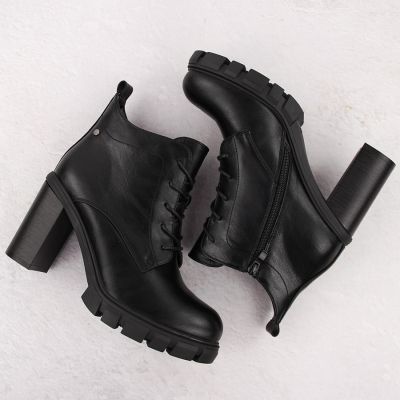 6. Damen-Stiefeletten mit Blockabsatz, schwarz M.Daszyński SA218-8