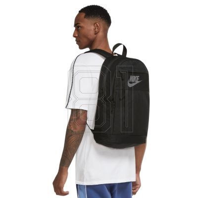 10. Nike Elemental Rucksack DD0562 010