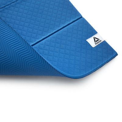 8. Reebok 11050BL Yogamatte
