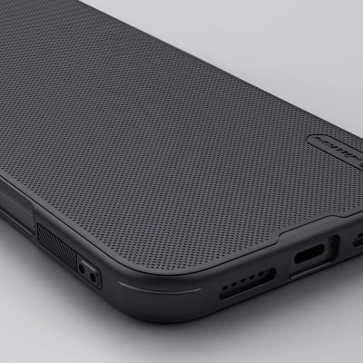 8. Nillkin Super Frosted Shield Pro Magnetische Hülle für iPhone 16 – Schwarz