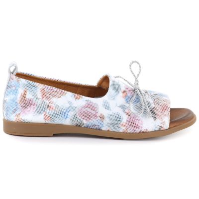 3. Isolierte Lackstiefeletten mit dekorativem Absatz Potocki W WOL99