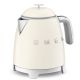 22. SMEG KLF05CREU Mini-Creme-Wasserkocher mit 0,8 l Fassungsvermögen