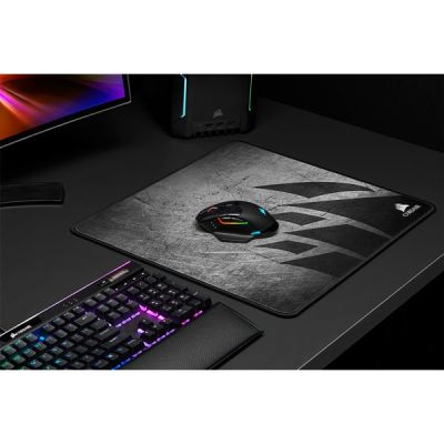11. Corsair Dark Core RGB PRO Kabellose Gaming-Maus – Schwarz