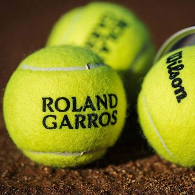 12. Wilson All Court Tennisbälle Roland Garros 3 Stück ITF