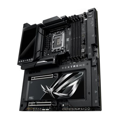 30. ASUS ROG MAXIMUS Z890 EXTREME Mainboard
