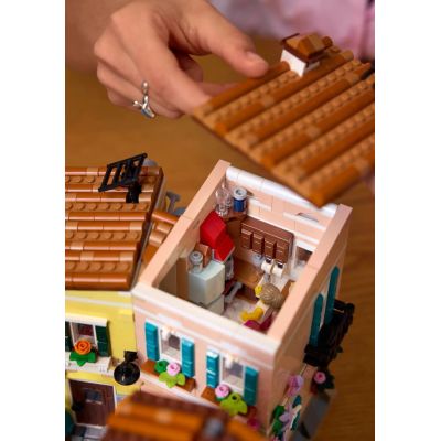 4. LEGO Ideas 21359 Italienische Riviera