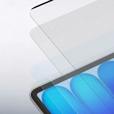7. AmazingThing Radix MagClear Folie für MacBook Neo 13"