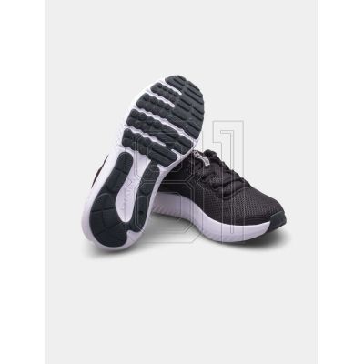 18. Under Armor W shoes 3027007-001