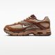 2. Nike Air Max Moto 2K Herren-Sportschuhe in Light British Tan Coconut Milk - IQ3410-281