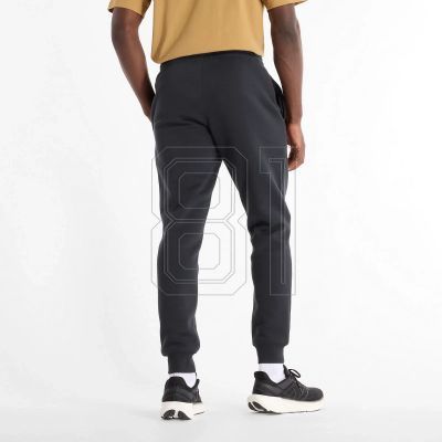 3. New Balance Sport Fleece Jogger Pants M MP43904BK