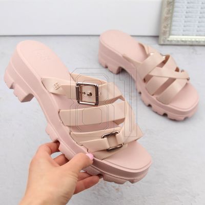 9. Zaxy duftende Flip-Flops mit Absatz in Nude W NN285044 INT2009B