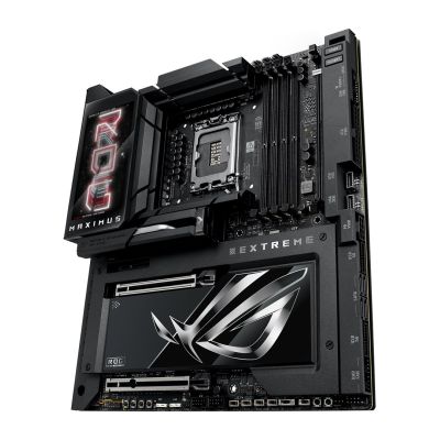31. ASUS ROG MAXIMUS Z890 EXTREME Mainboard