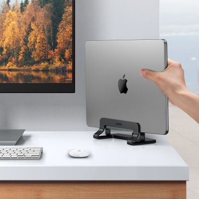 3. Ugreen Vertikaler Ständer aus Aluminium für MacBook, Laptop, Tablet, Silber (20471 LP258)