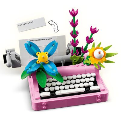 5. LEGO Creator 3-in-1 31169 – Schreibmaschine mit Blumen