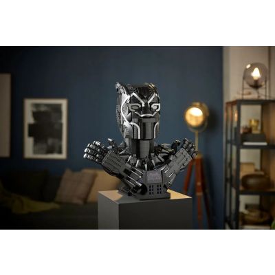 13. LEGO 76215 Marvel Superhelden - Schwarzer Panther