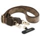 8. Guess 4G Strass Logo & Big Strap Metal Buttons MagSafe Case für iPhone 17 - Braun