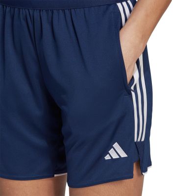 9. adidas Tiro 23 League Trainingsshorts W HS0322