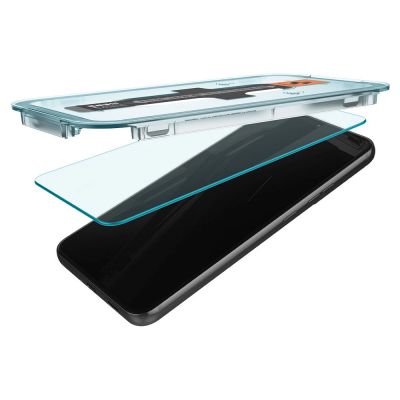 7. Spigen Glas.tR EZ Fit gehärtetes Glas für Samsung Galaxy S22 - 2 Stk.