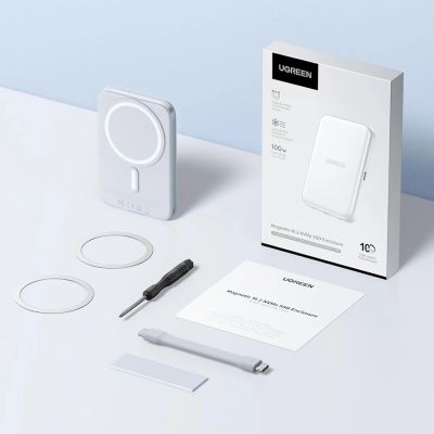 3. Ugreen M.2 NVMe SSD Magnetgehäuse – Weiß