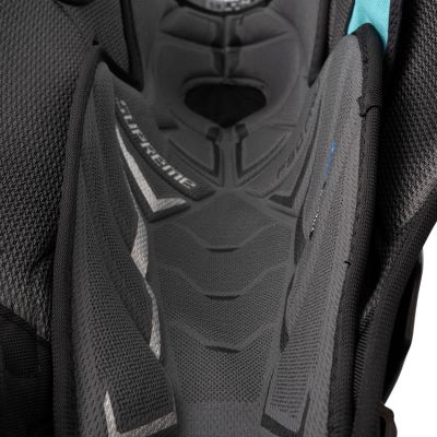 4. Bauer Supreme F50 Pro Intermediate Hockey-Schienbeinschoner