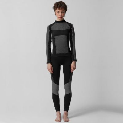 8. Outhorn F097 W OTHAW23USEAF097 20S Thermo-T-Shirt