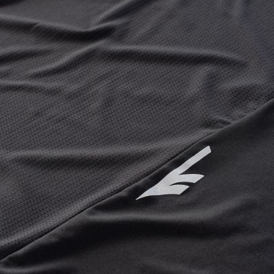 5. Hi-Tec Hine T-Shirt M 92800605610