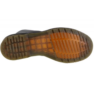 4. Dr. Martens 101 Virginia W Stiefel DM30700001