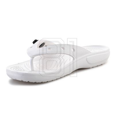 8. Crocs Classic Flip Flip Flops W 207713-100
